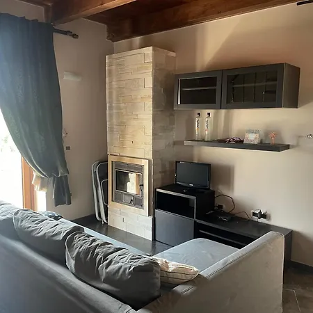 La Scalinata Del Borgo Apartment *